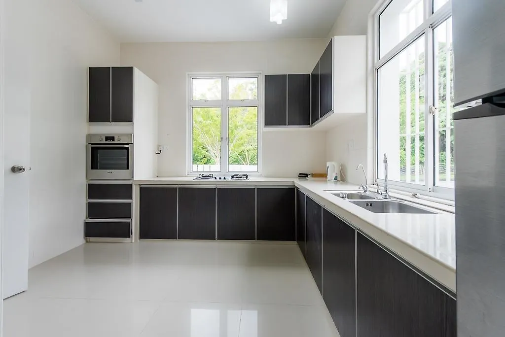 New Shamrock Beach Villas Seaview Batu Ferringhi