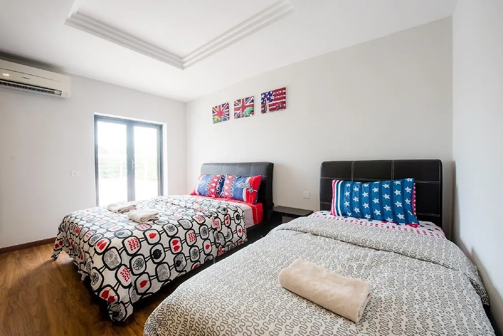 New Shamrock Beach Villas Seaview Batu Ferringhi Malajzia