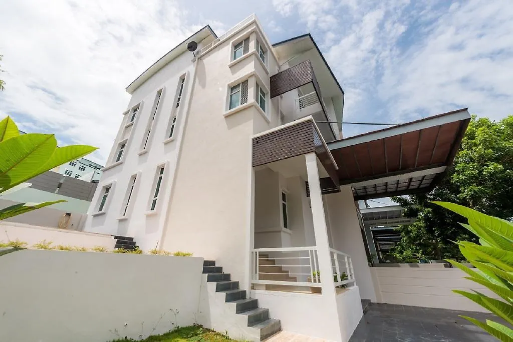 New Shamrock Beach Villas Seaview elérhetőségei
